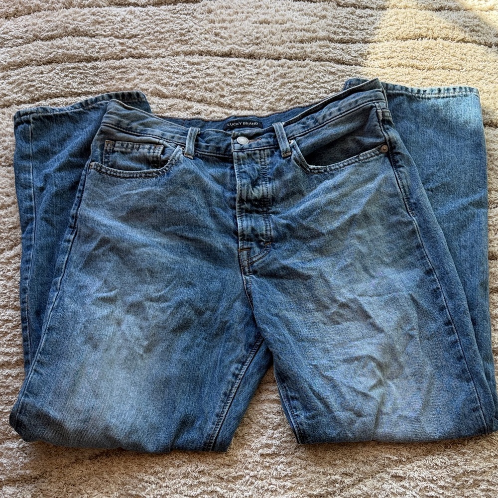 Lucky Brand Faded Blue high rise 90’s fit Jeans